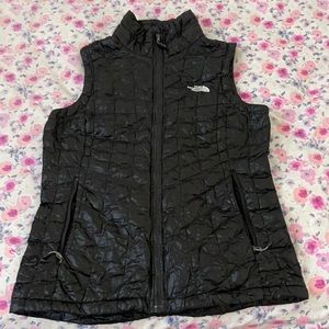 ❌ FINAL SALE ❌ The North Face Women Vest ThermoBall Jacket